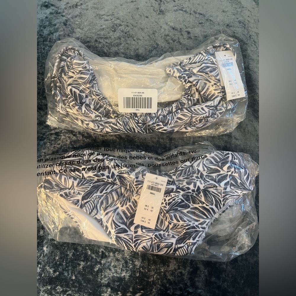 NWT - Abercrombie & Fitch Bikini Size S (Curve Love)